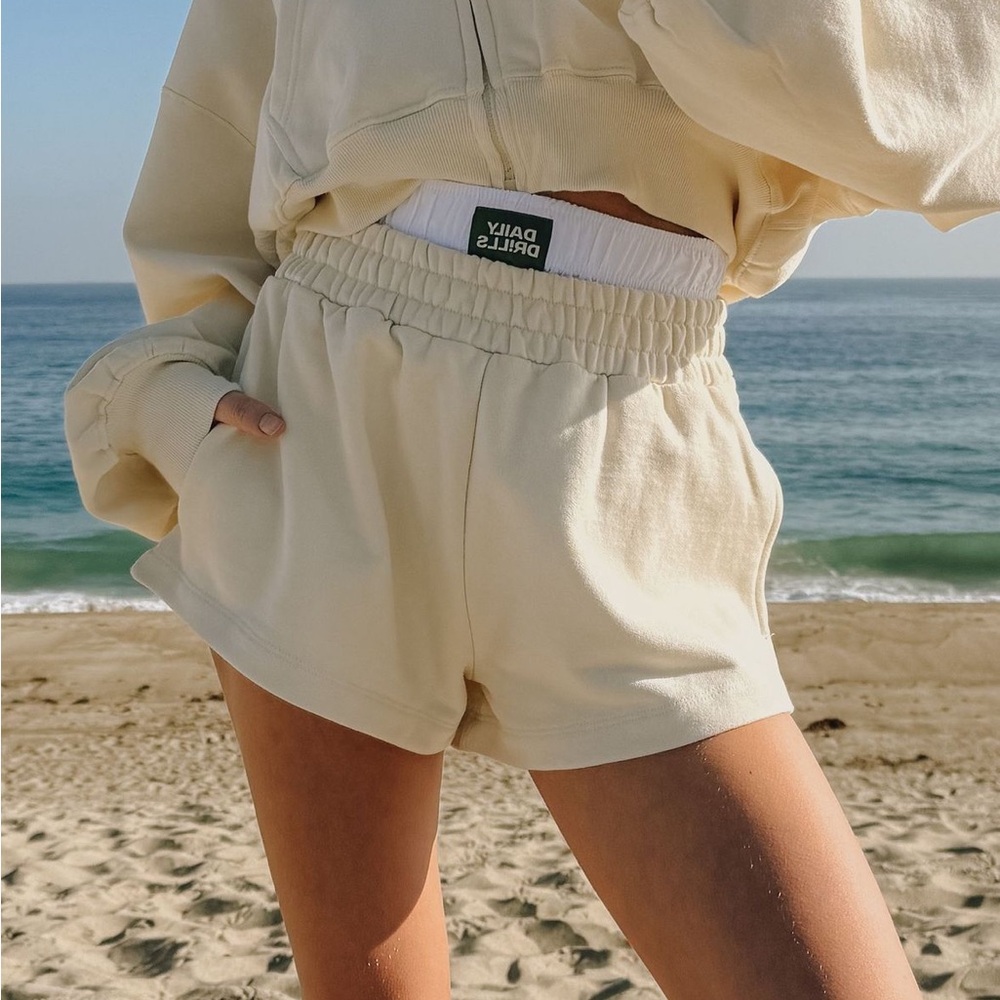 Daily drills super shorts w/ boxer in sand